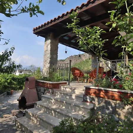 Villa Iksir